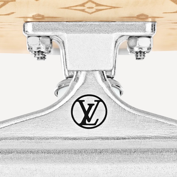 Louis Vuitton Skateboard by Virgil Abloh - Picture 8 of 13